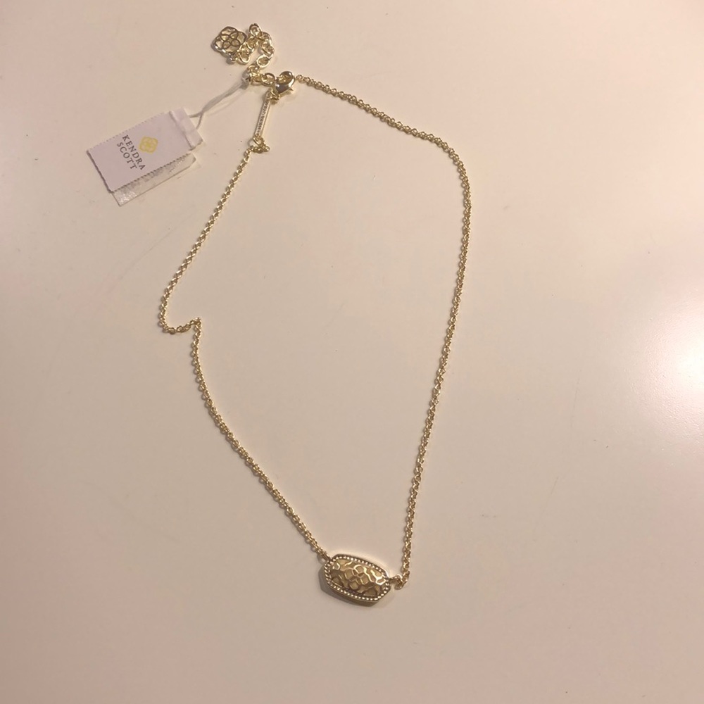 *NEW WITH TAGS* Kendra Scott necklace